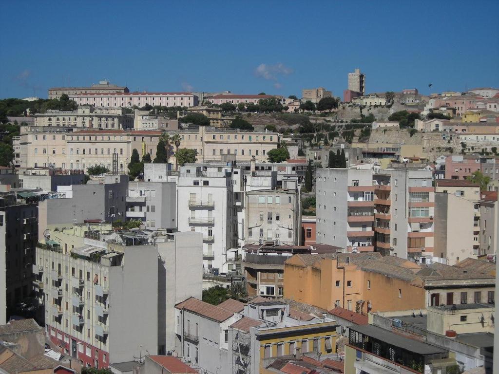 Appartamento Panoramico Cagliari, I Tre Grilli, Centro エクステリア 写真