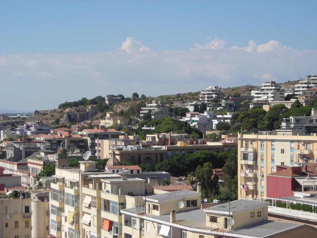Appartamento Panoramico Cagliari, I Tre Grilli, Centro エクステリア 写真