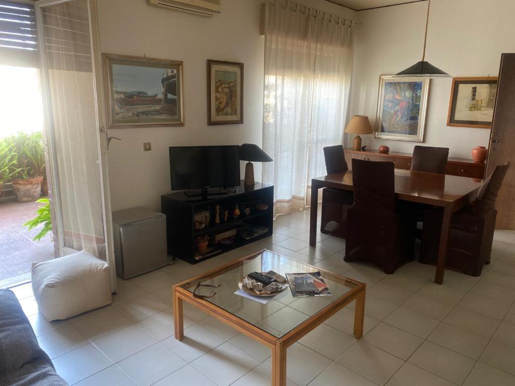 Appartamento Panoramico Cagliari, I Tre Grilli, Centro エクステリア 写真